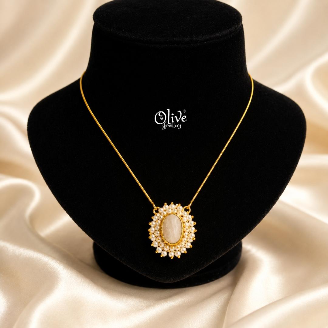 Gem Stone Collection Pendent - Collet Fitting - with Pearls - 26