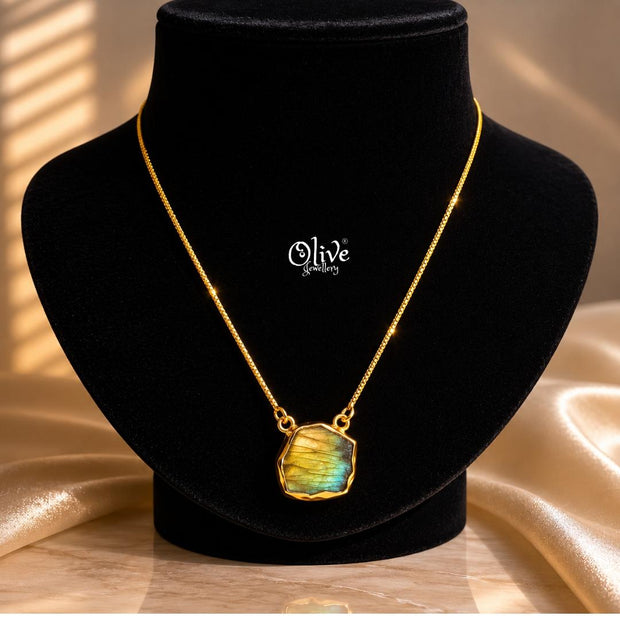 Natural Stone Pendant-1059