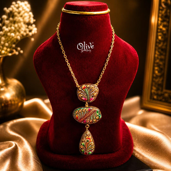 Tanjore Three Step Pendant Set -1186