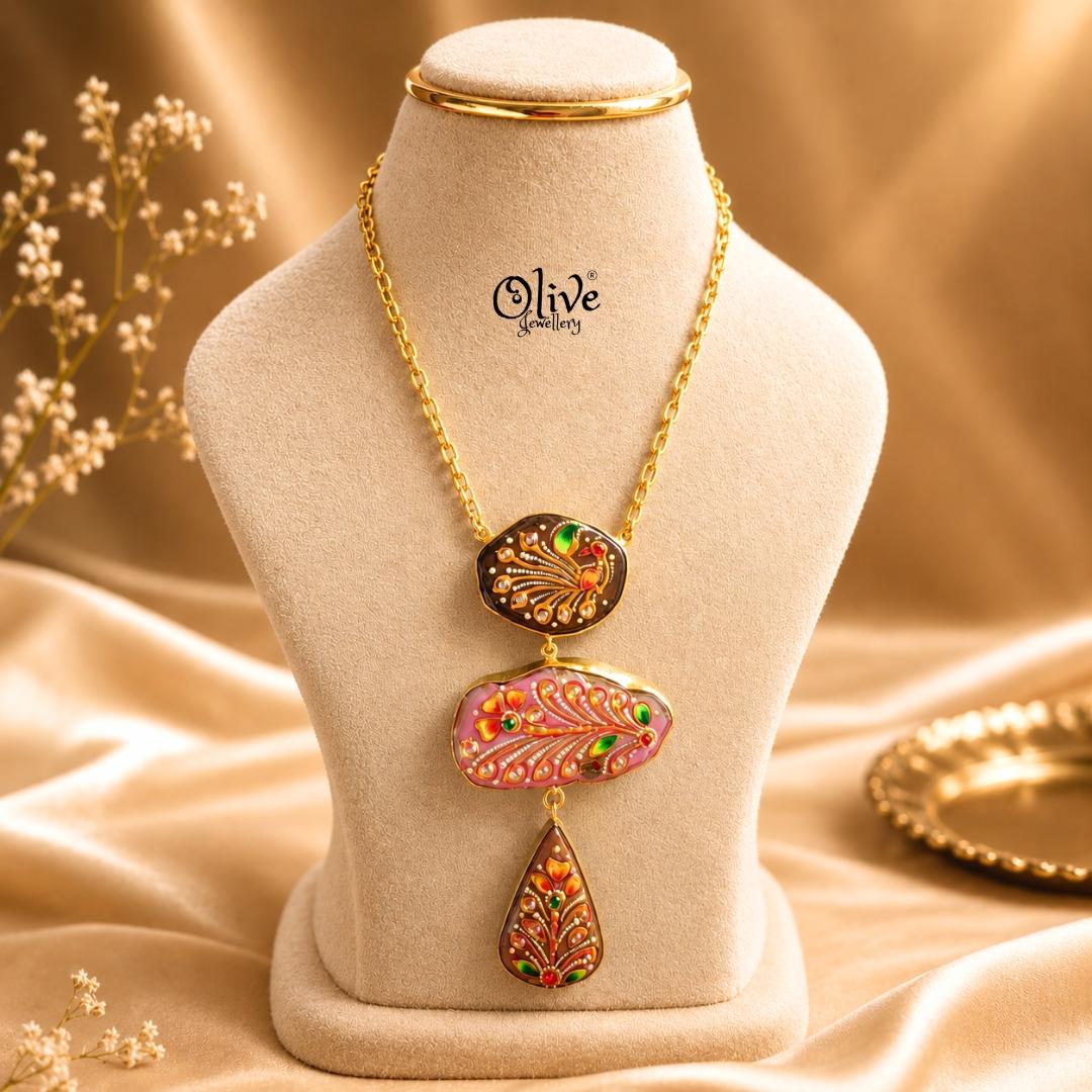 Tanjore Three Step Pendant Set -1189