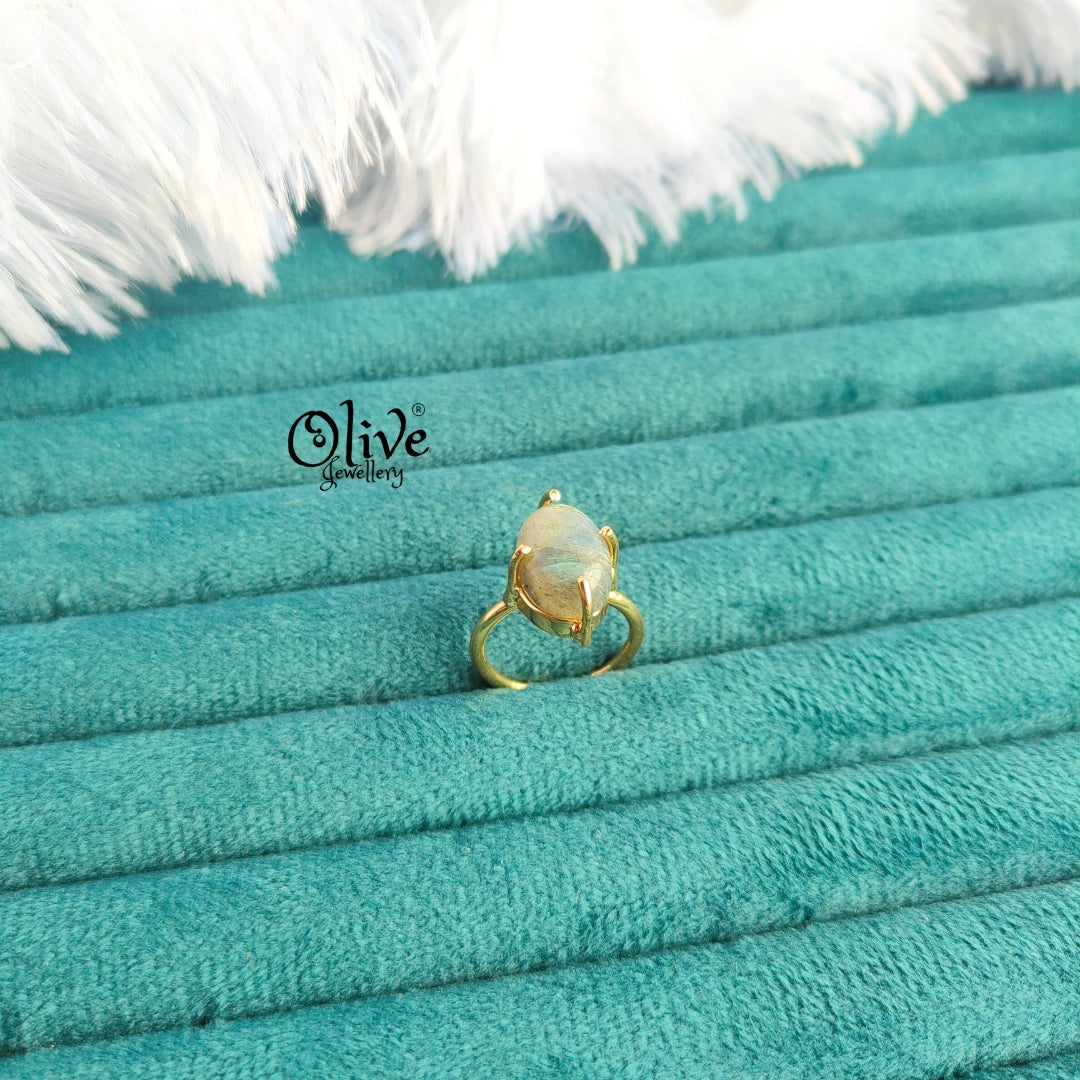 Natural Stone Finger Rings - Claw Fitting - Oval Shape - Full Finished