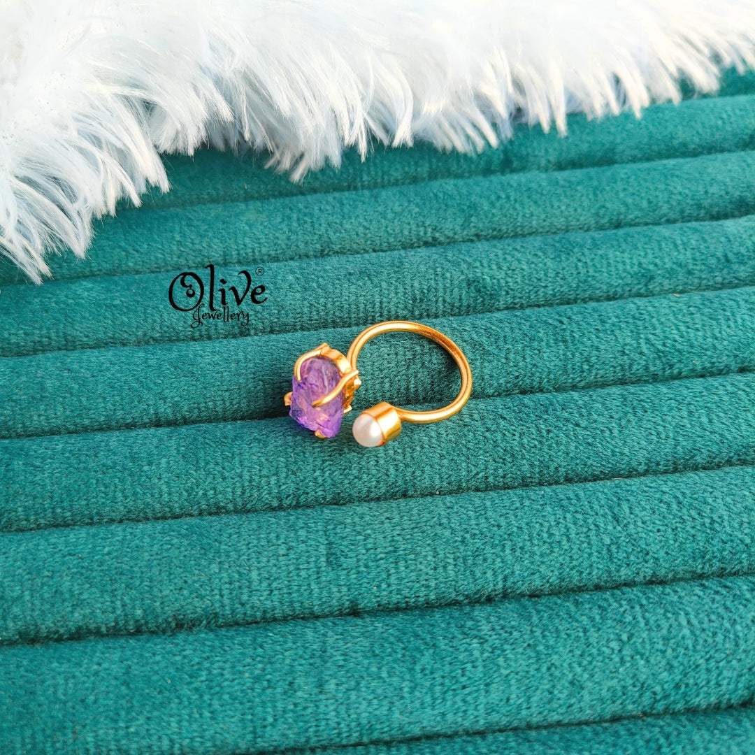 Natural Stone Finger Rings - Claw Fitting - Single Stone with Pearl