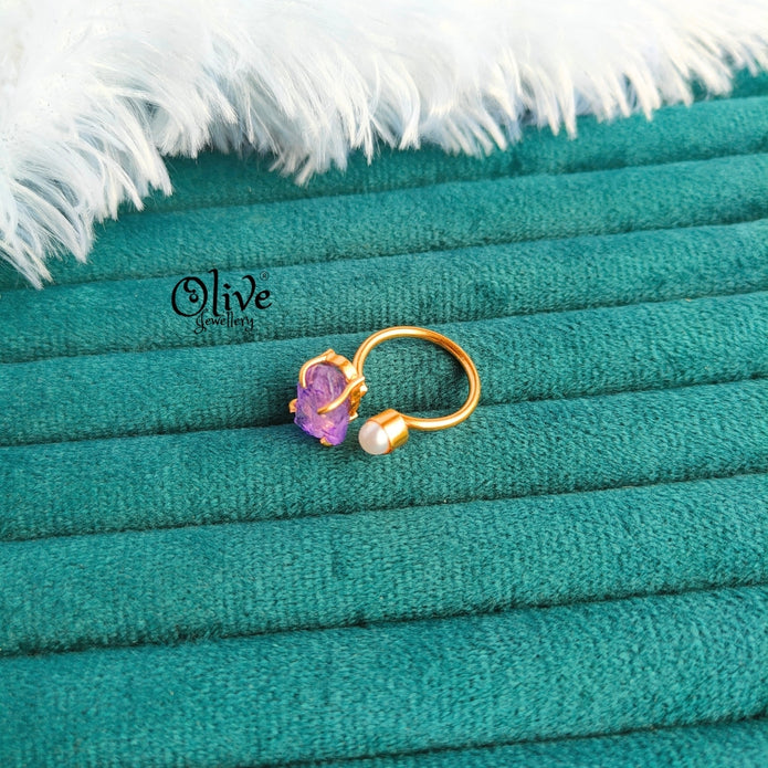 Natural Stone Finger Rings - Claw Fitting - Single Stone with Pearl