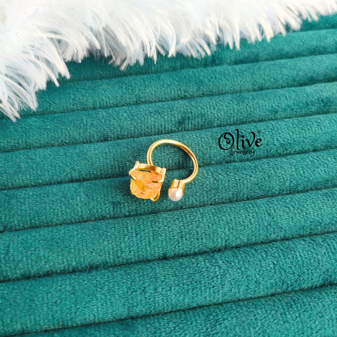 Natural Stone Finger Rings - Claw Fitting - Single Stone with Pearl