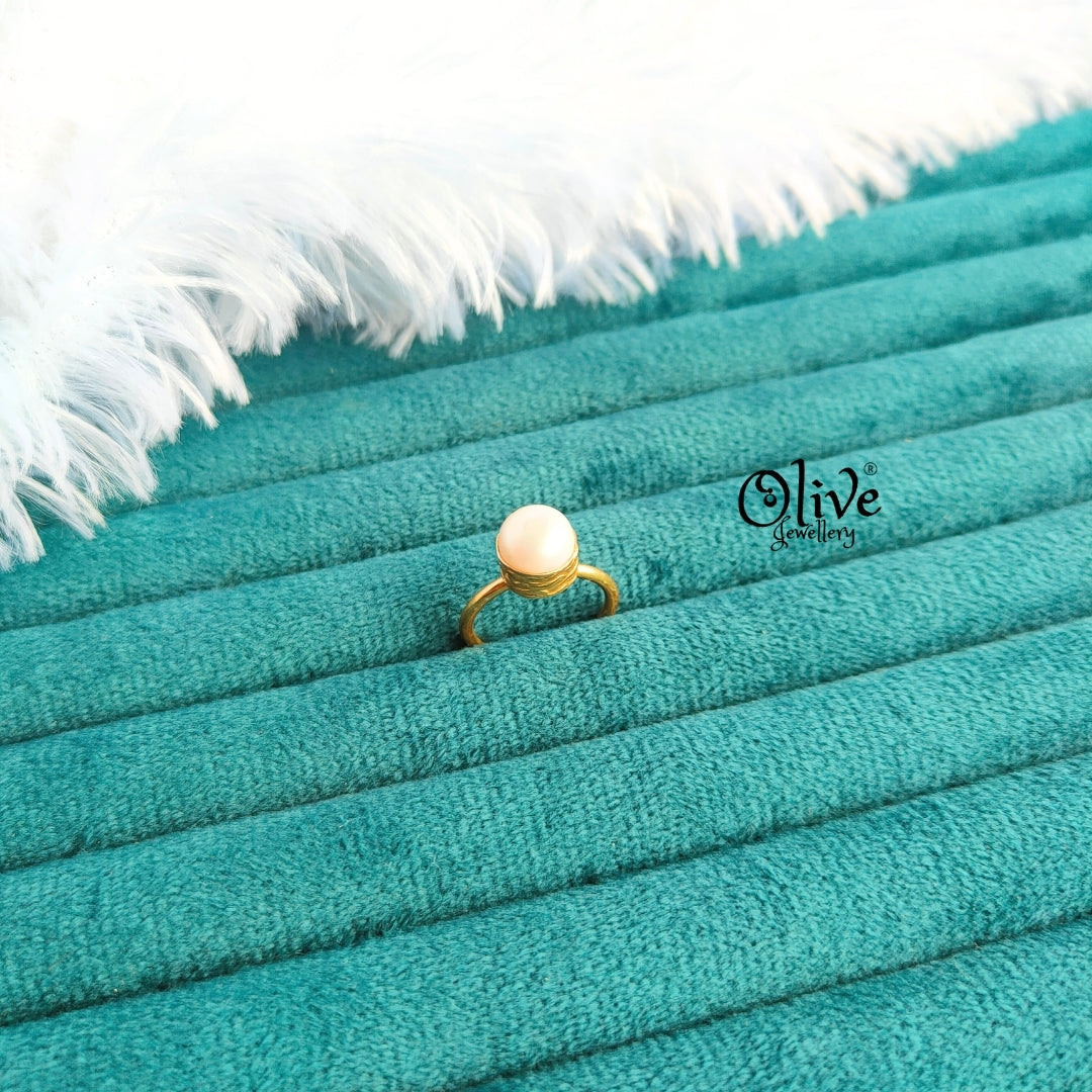 Fresh Water Pearl Finger Ring - Collet Fitting - Single Pearl