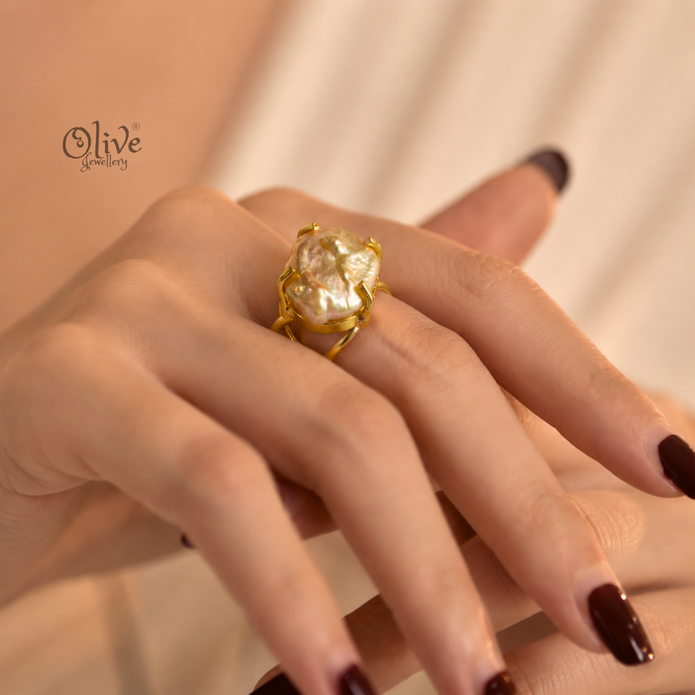 Coin Pearl  Finger Rings - Claw Fitting -  217