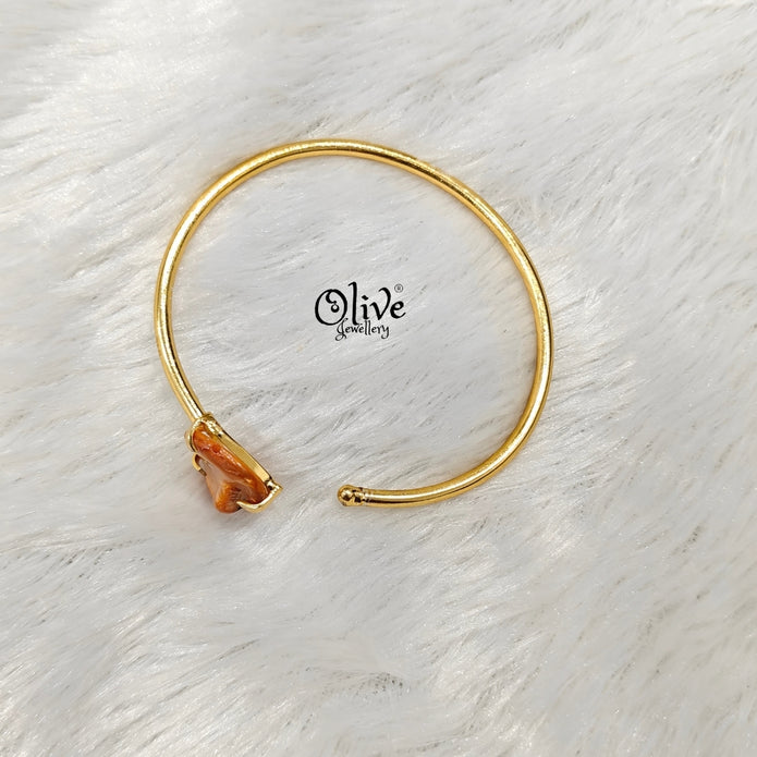 Natural Stones Kada - Claw Fitting - MOP
