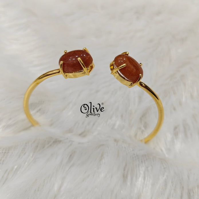 Natural Stones Kada - Claw Fitting - Finished Shape