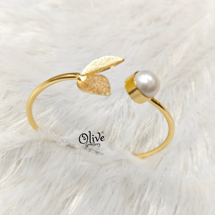 Fresh Water Pearls - Collet Fitting - Single Pearl