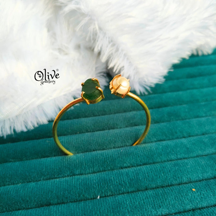 Natural Stone Kada - Claw Fitting - Rough Shape - Single Pearl