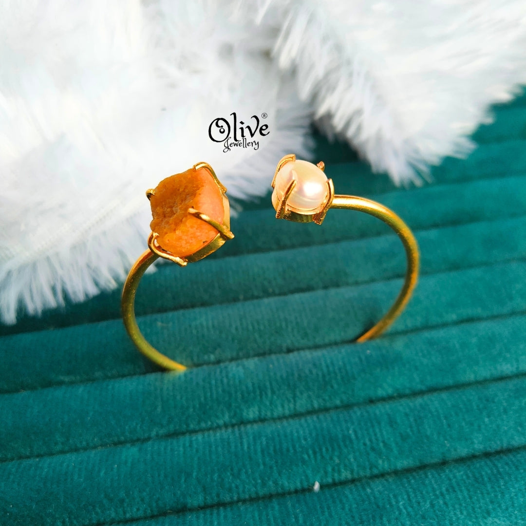 Natural Stone Kada - Claw Fitting - Rough Shape - Single Pearl