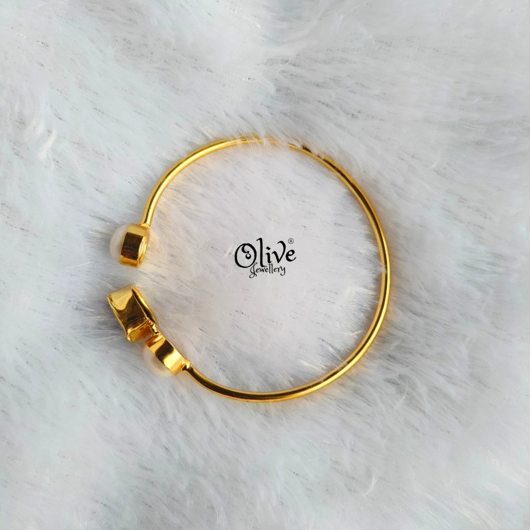 Natural Stone Kada - Collet Fitting - Single Stone - Double Pearls