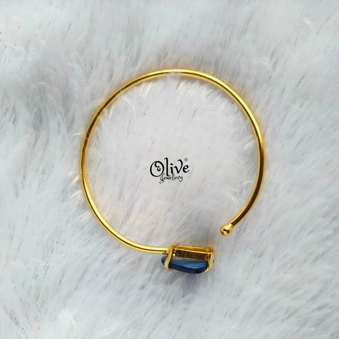 Natural Stones Kada - Claw Fitting - MOP