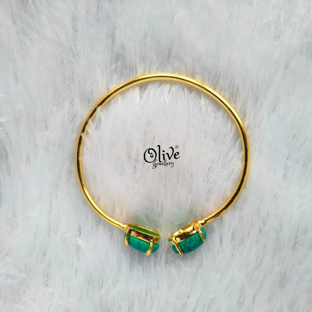 Natural Stones Kada - Claw Fitting - Finished Shape