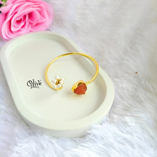 Natural Stones Kada - Collet Fitting - Rough Shape and Pearls