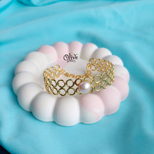 Fresh Water Pearl - Collet Fitting - Big Kada - Single Pearl - 230