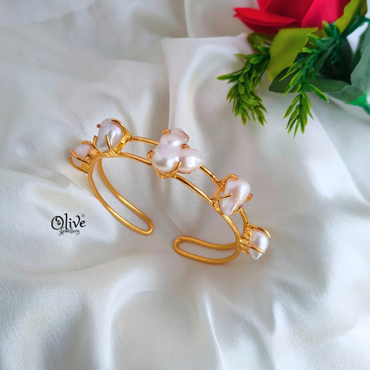 Baroque Pearls Kada - Collet Fitting - 244
