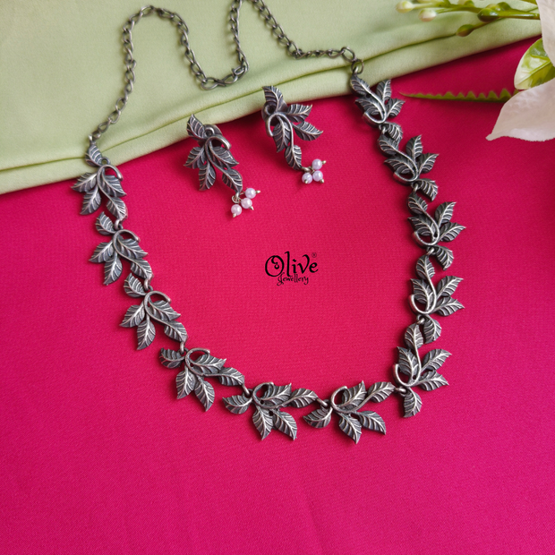Oxidized Neckset - 205