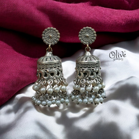 The Wavy Jhumkas