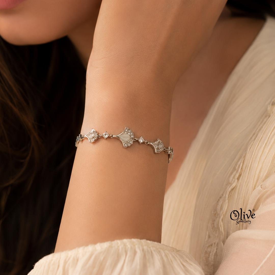 Stainless Steel Bracelets - 059(silver Shade)