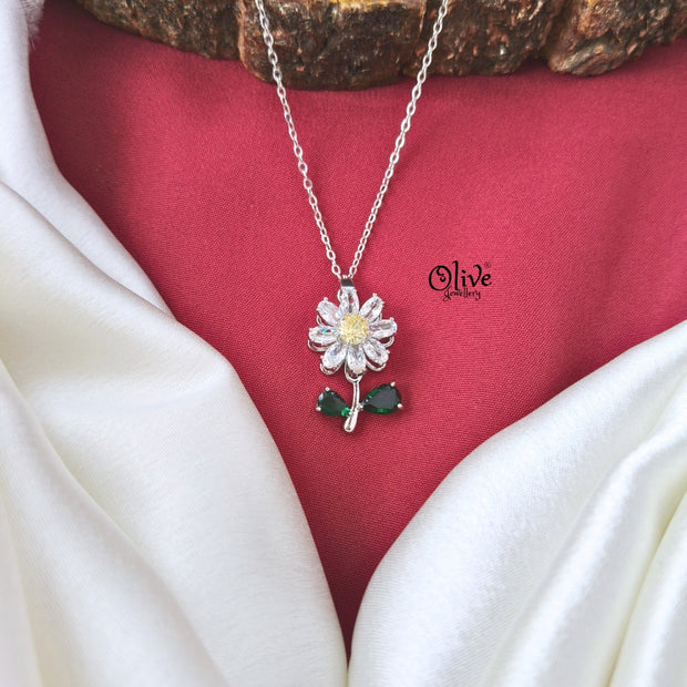Daisy Flower -Spinning Pendant-silver- Shade